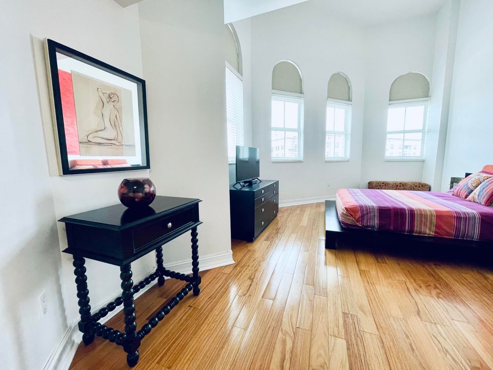 В аренду: $10,500 (3 спален, 3 ванн, 2894 Квадратных фут)