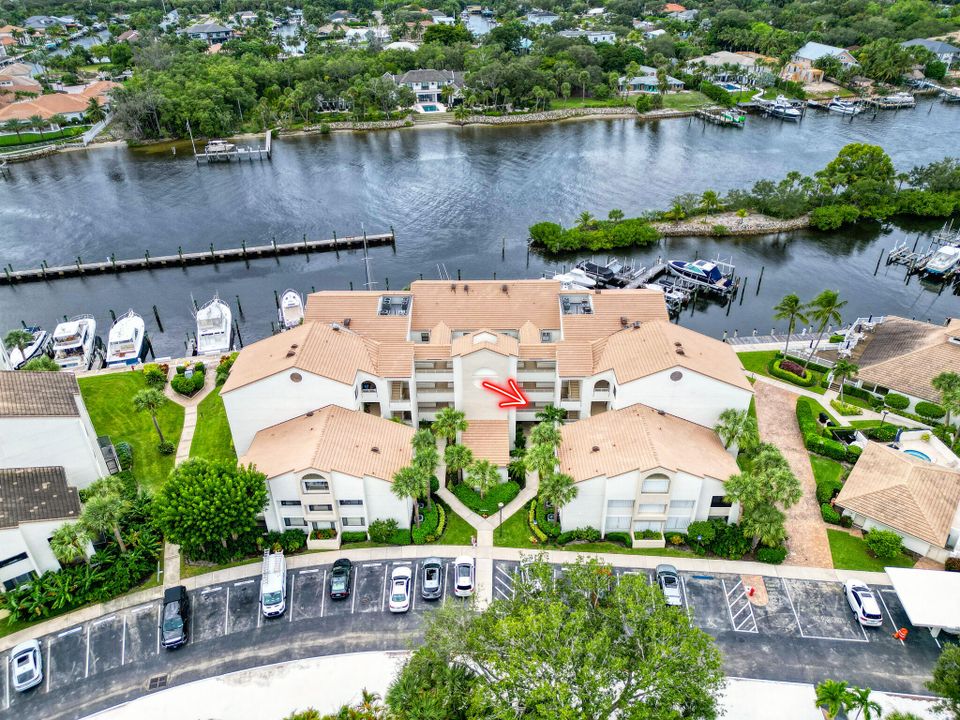 For Rent: $4,000 (2 beds, 2 baths, 1301 Square Feet)