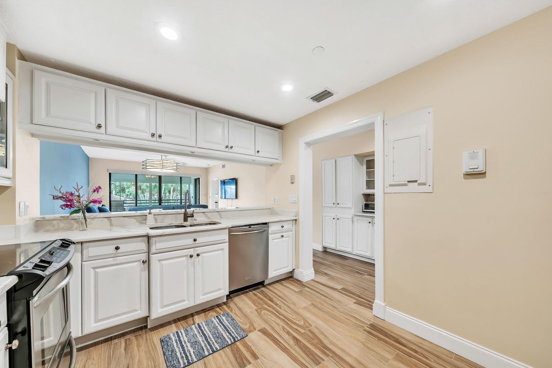 For Rent: $4,000 (2 beds, 2 baths, 1301 Square Feet)