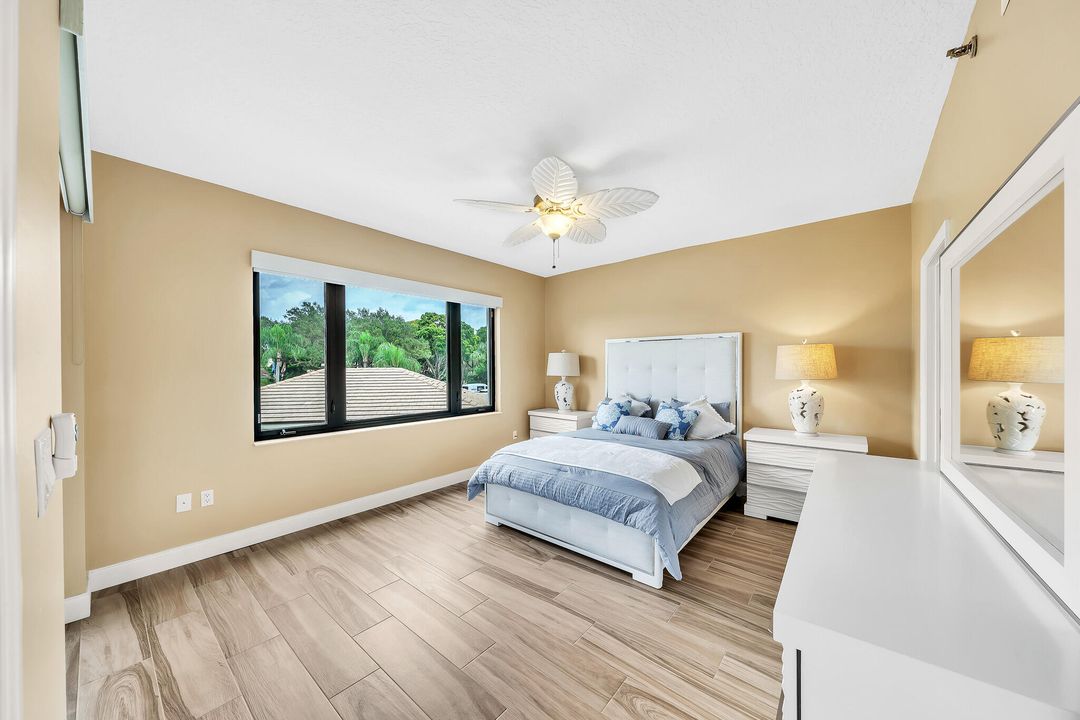 For Rent: $4,000 (2 beds, 2 baths, 1301 Square Feet)