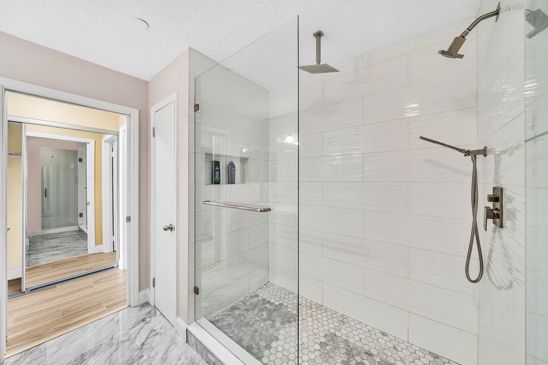 For Rent: $4,000 (2 beds, 2 baths, 1301 Square Feet)