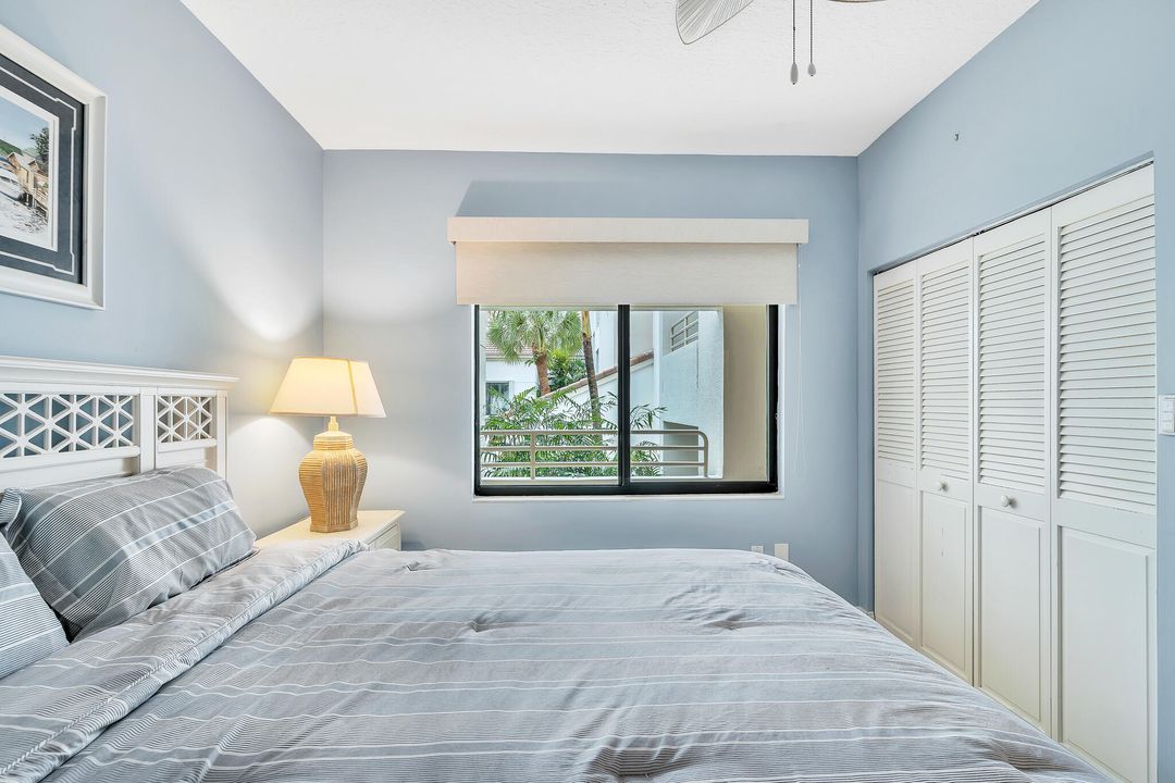 For Rent: $4,000 (2 beds, 2 baths, 1301 Square Feet)