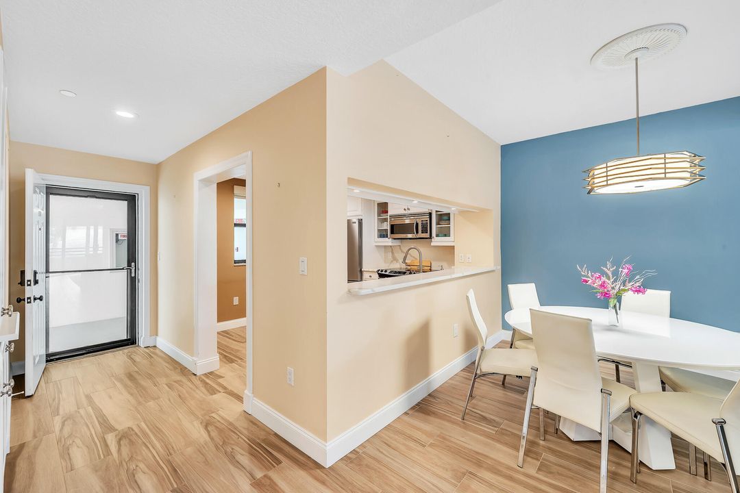 For Rent: $4,000 (2 beds, 2 baths, 1301 Square Feet)