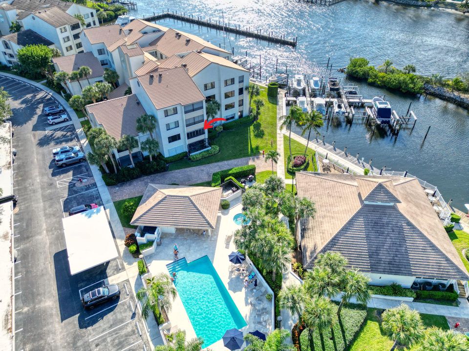 For Rent: $4,000 (2 beds, 2 baths, 1301 Square Feet)