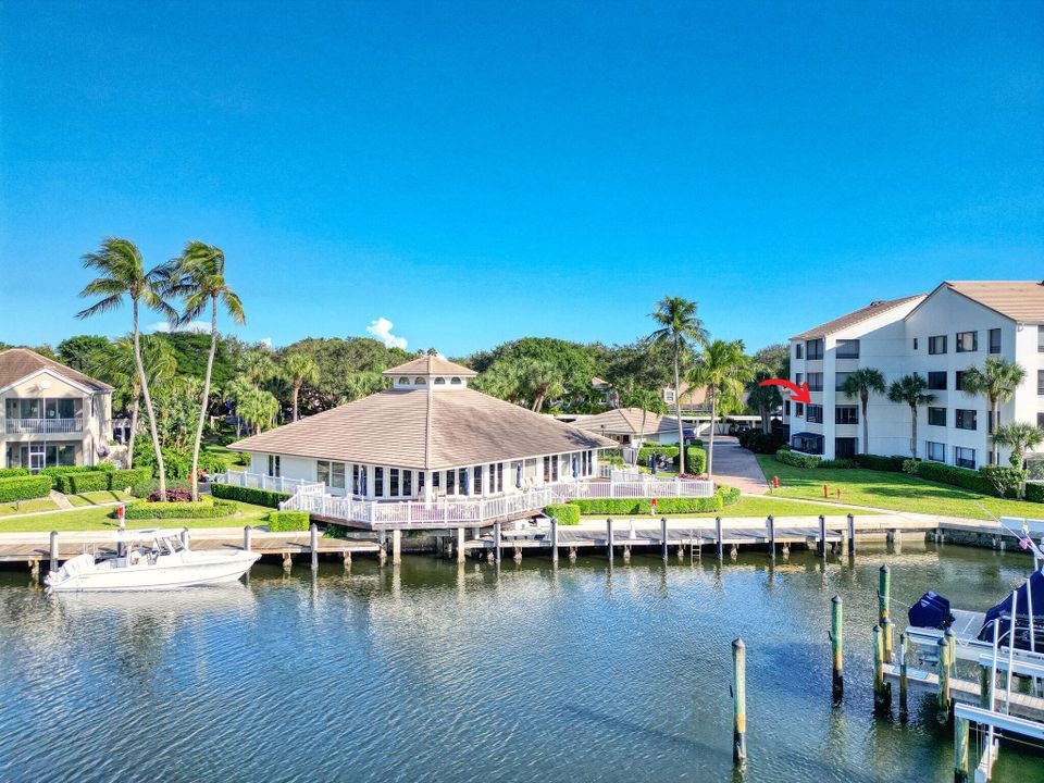 For Rent: $4,000 (2 beds, 2 baths, 1301 Square Feet)