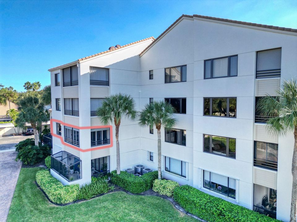 For Rent: $4,000 (2 beds, 2 baths, 1301 Square Feet)