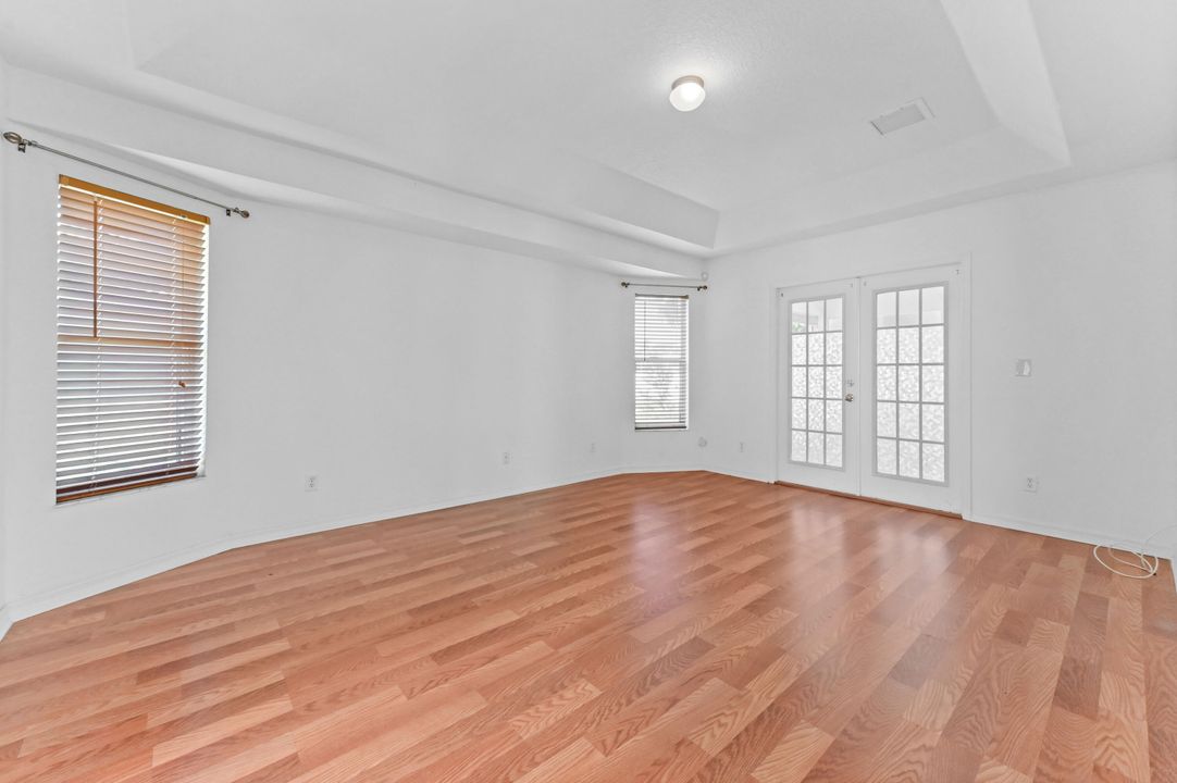 В аренду: $3,000 (3 спален, 2 ванн, 2107 Квадратных фут)