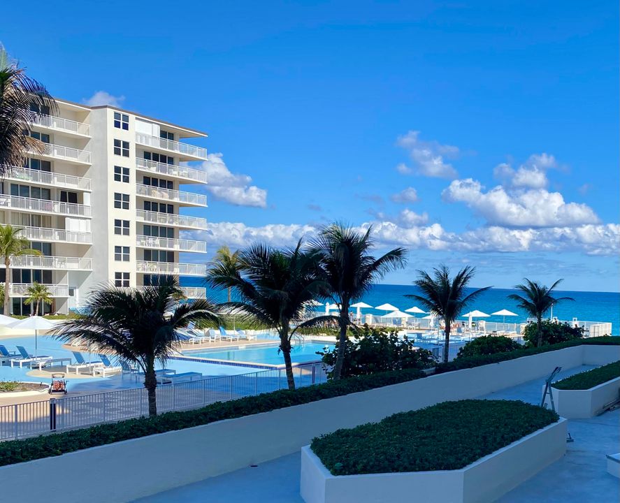 For Rent: $5,500 (2 beds, 2 baths, 1380 Square Feet)