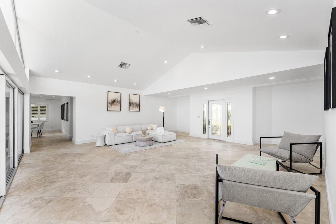 На продажу: $2,294,000 (4 спален, 3 ванн, 2833 Квадратных фут)