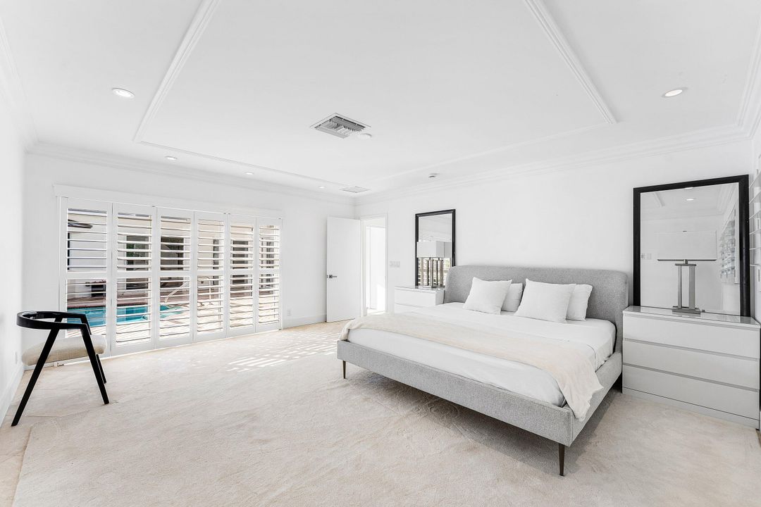 На продажу: $2,294,000 (4 спален, 3 ванн, 2833 Квадратных фут)