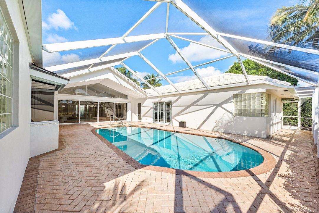 На продажу: $2,294,000 (4 спален, 3 ванн, 2833 Квадратных фут)