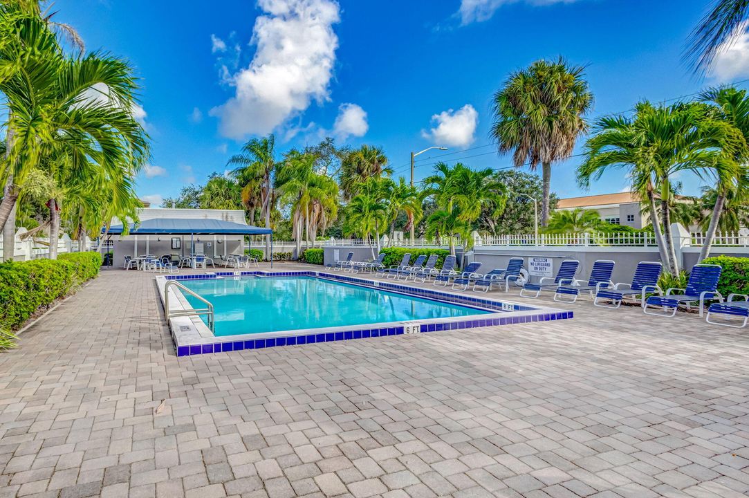 待售: $375,000 (3 贝兹, 2 浴室, 1848 平方英尺)