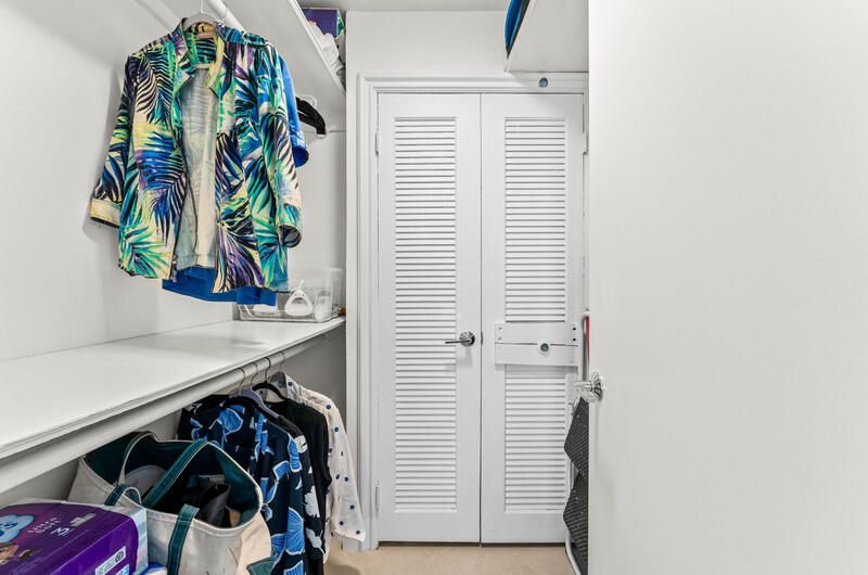 For Sale: $1,595,000 (2 beds, 2 baths, 1247 Square Feet)