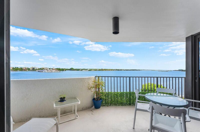 For Sale: $1,595,000 (2 beds, 2 baths, 1247 Square Feet)