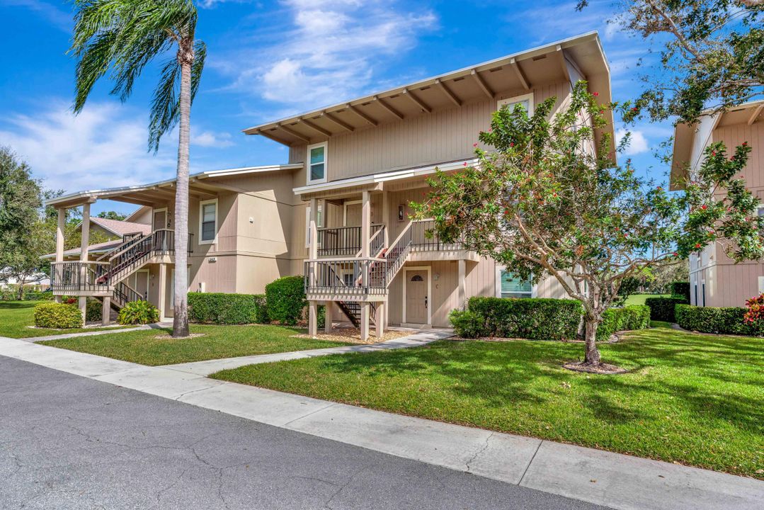 En Venta: $299,000 (2 camas, 2 baños, 1230 Pies cuadrados)