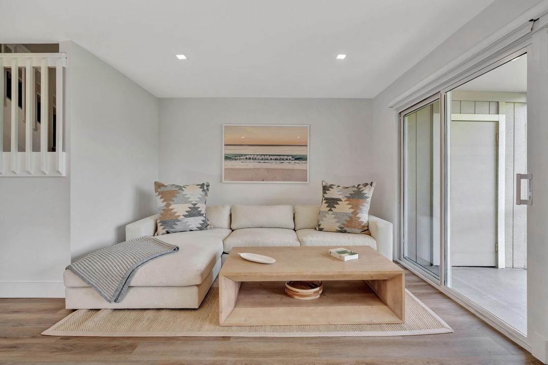 En Venta: $299,000 (2 camas, 2 baños, 1230 Pies cuadrados)