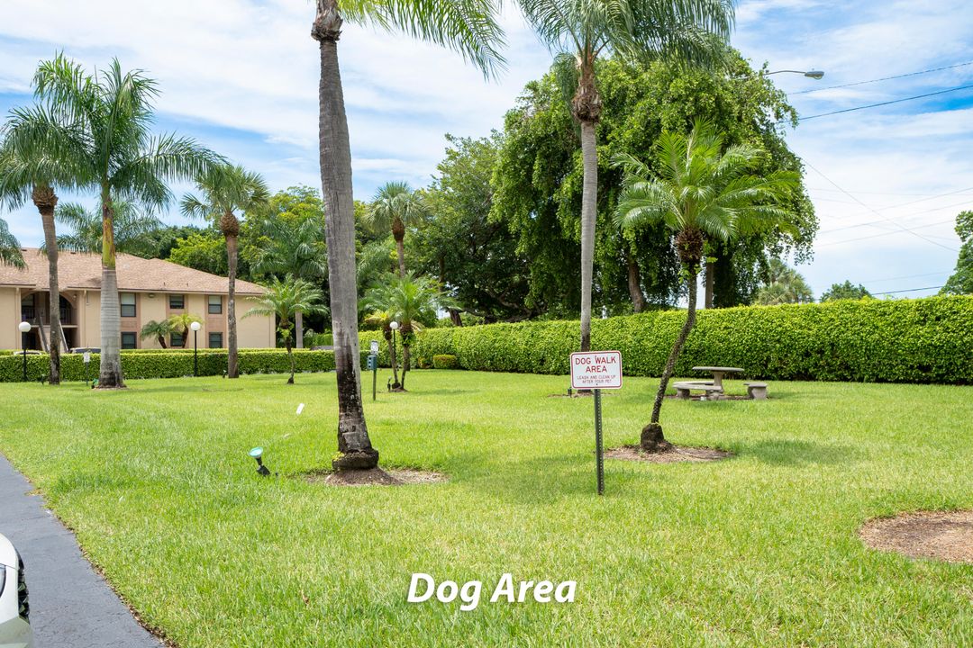 For Rent: $2,000 (2 beds, 2 baths, 912 Square Feet)