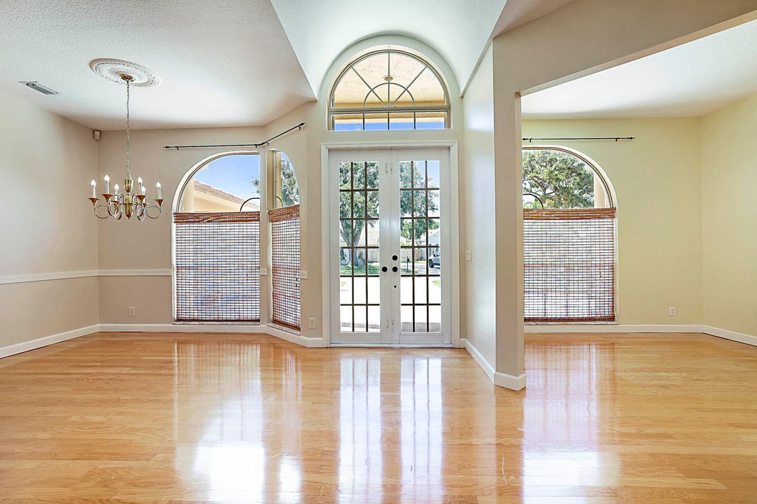 For Sale: $755,000 (3 beds, 2 baths, 2106 Square Feet)