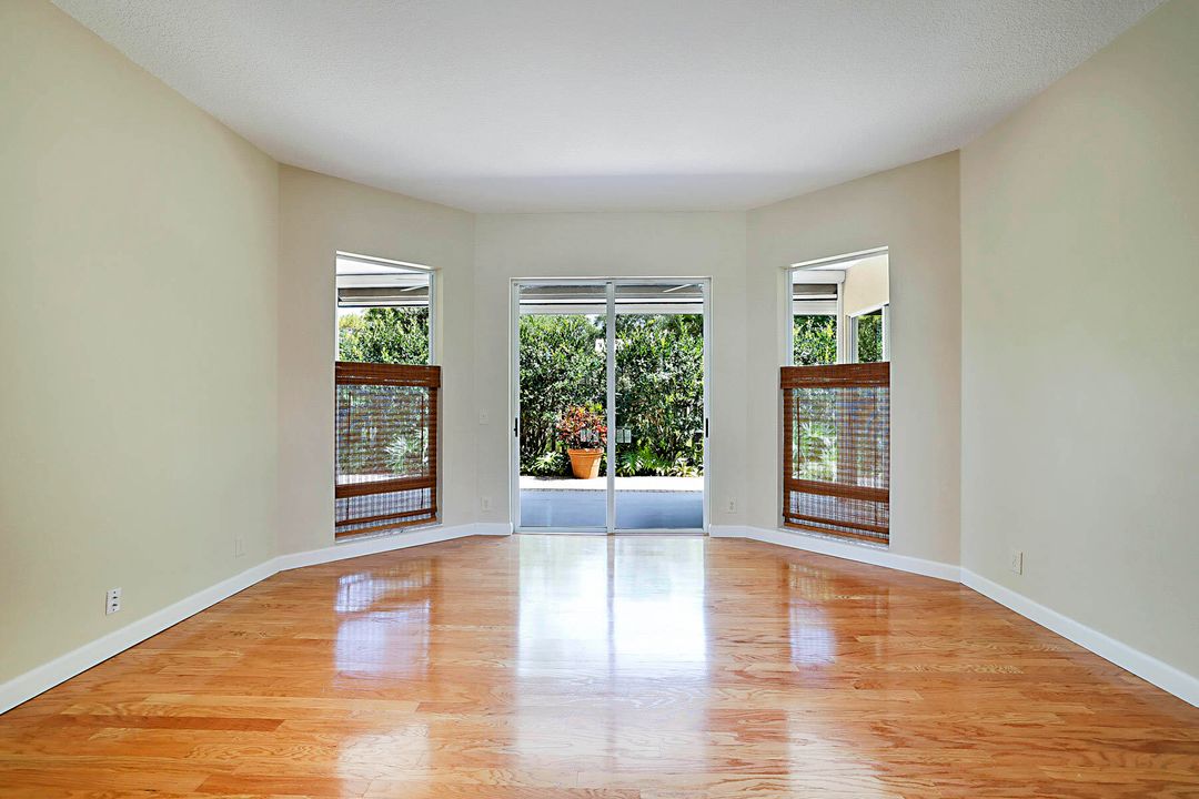 For Sale: $755,000 (3 beds, 2 baths, 2106 Square Feet)