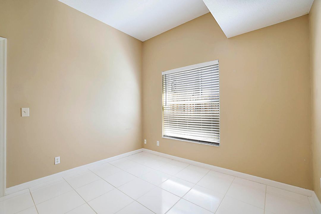 For Sale: $755,000 (3 beds, 2 baths, 2106 Square Feet)