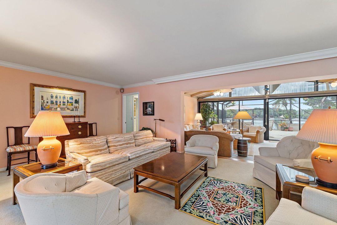 For Sale: $10,200,000 (4 beds, 3 baths, 3096 Square Feet)