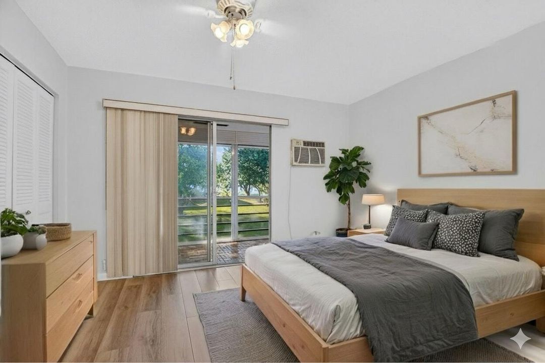 На продажу: $85,000 (1 спален, 1 ванн, 585 Квадратных фут)