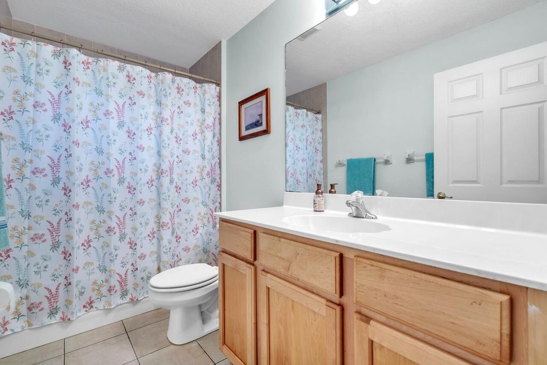 Activo con contrato: $339,000 (3 camas, 2 baños, 1572 Pies cuadrados)