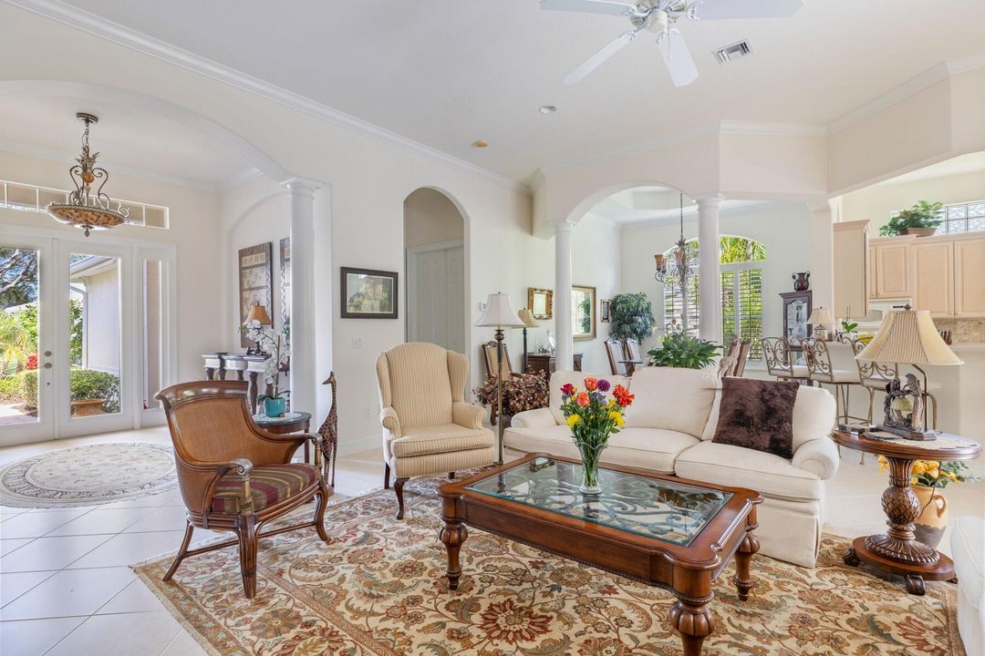 For Sale: $940,000 (3 beds, 2 baths, 2628 Square Feet)