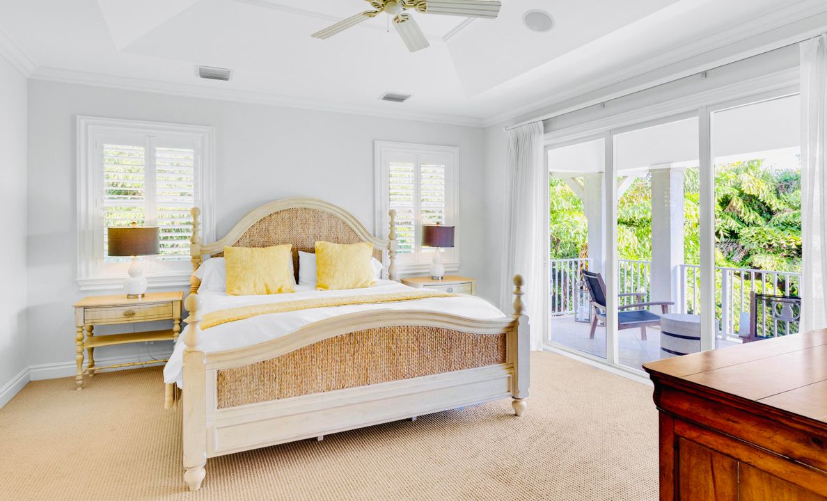 В аренду: $20,000 (6 спален, 7 ванн, 5265 Квадратных фут)