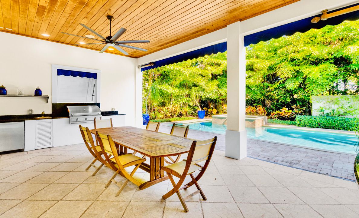 В аренду: $20,000 (6 спален, 7 ванн, 5265 Квадратных фут)