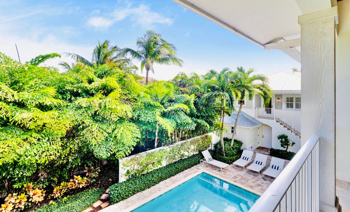 В аренду: $20,000 (6 спален, 7 ванн, 5265 Квадратных фут)