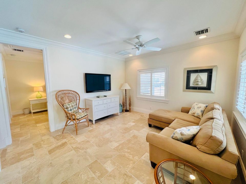 В аренду: $20,000 (6 спален, 7 ванн, 5265 Квадратных фут)