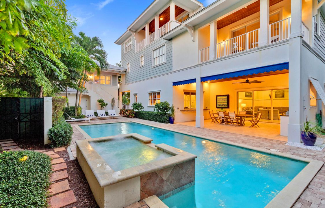 В аренду: $20,000 (6 спален, 7 ванн, 5265 Квадратных фут)