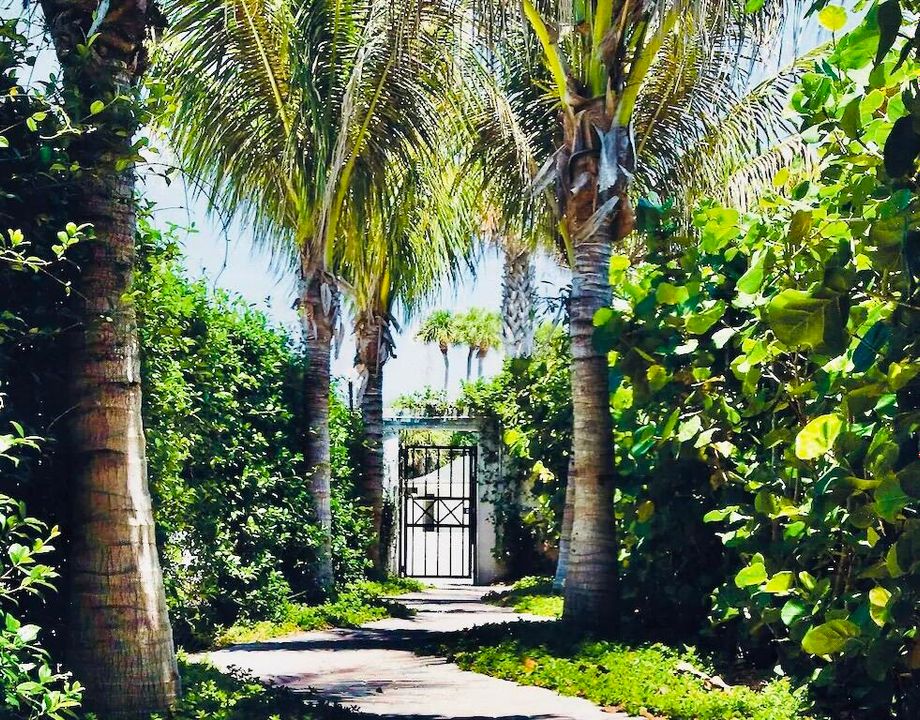 В аренду: $20,000 (6 спален, 7 ванн, 5265 Квадратных фут)