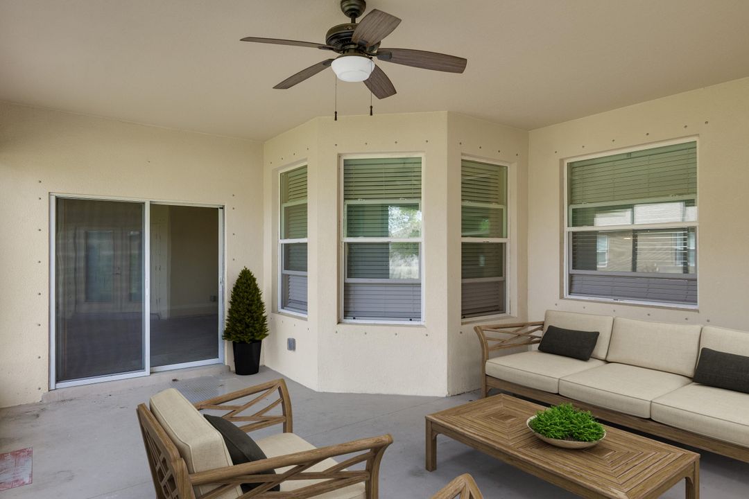 En Venta: $459,900 (4 camas, 3 baños, 2516 Pies cuadrados)