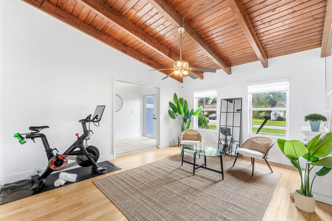 Active With Contract: $1,095,000 (4 beds, 2 baths, 2366 Square Feet)