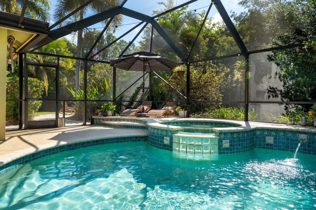 待售: $915,000 (4 贝兹, 2 浴室, 2357 平方英尺)