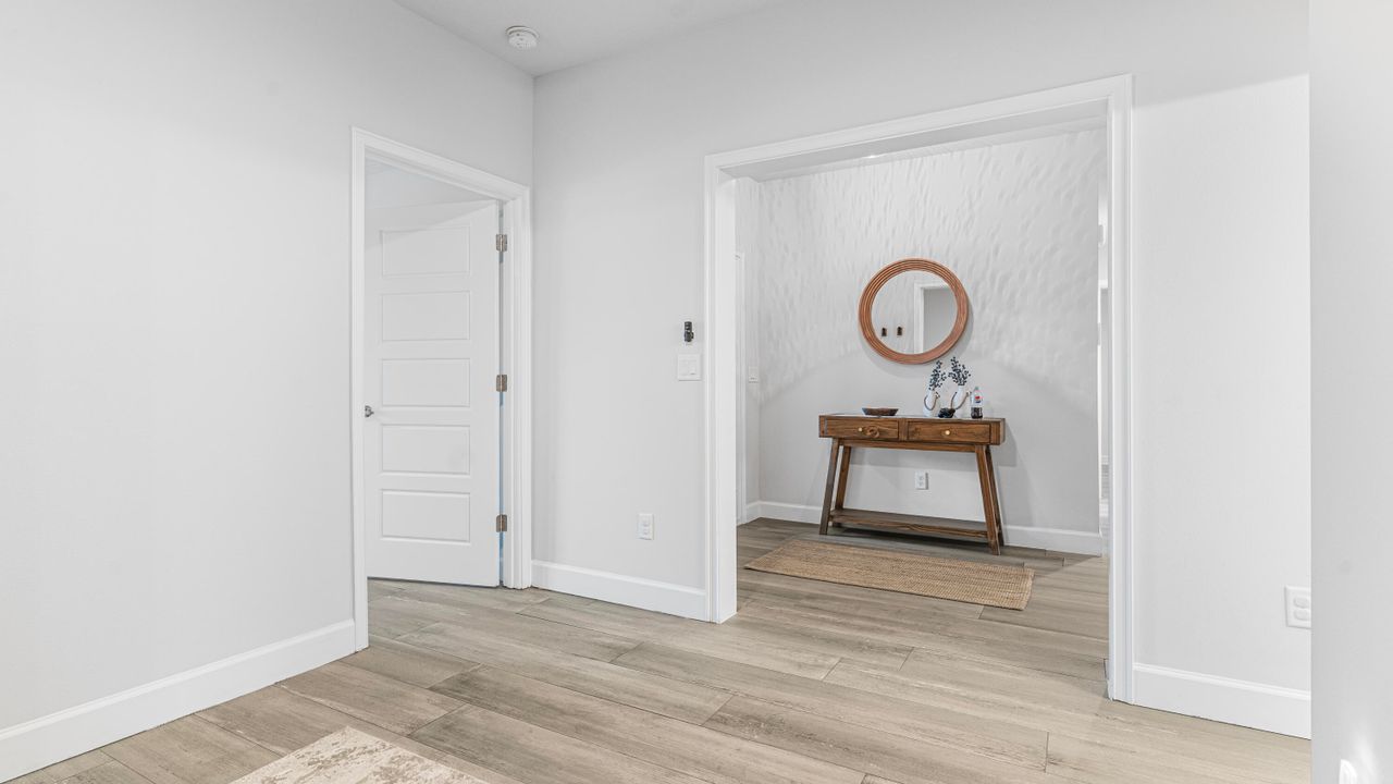 For Rent: $2,300 (3 beds, 2 baths, 1778 Square Feet)