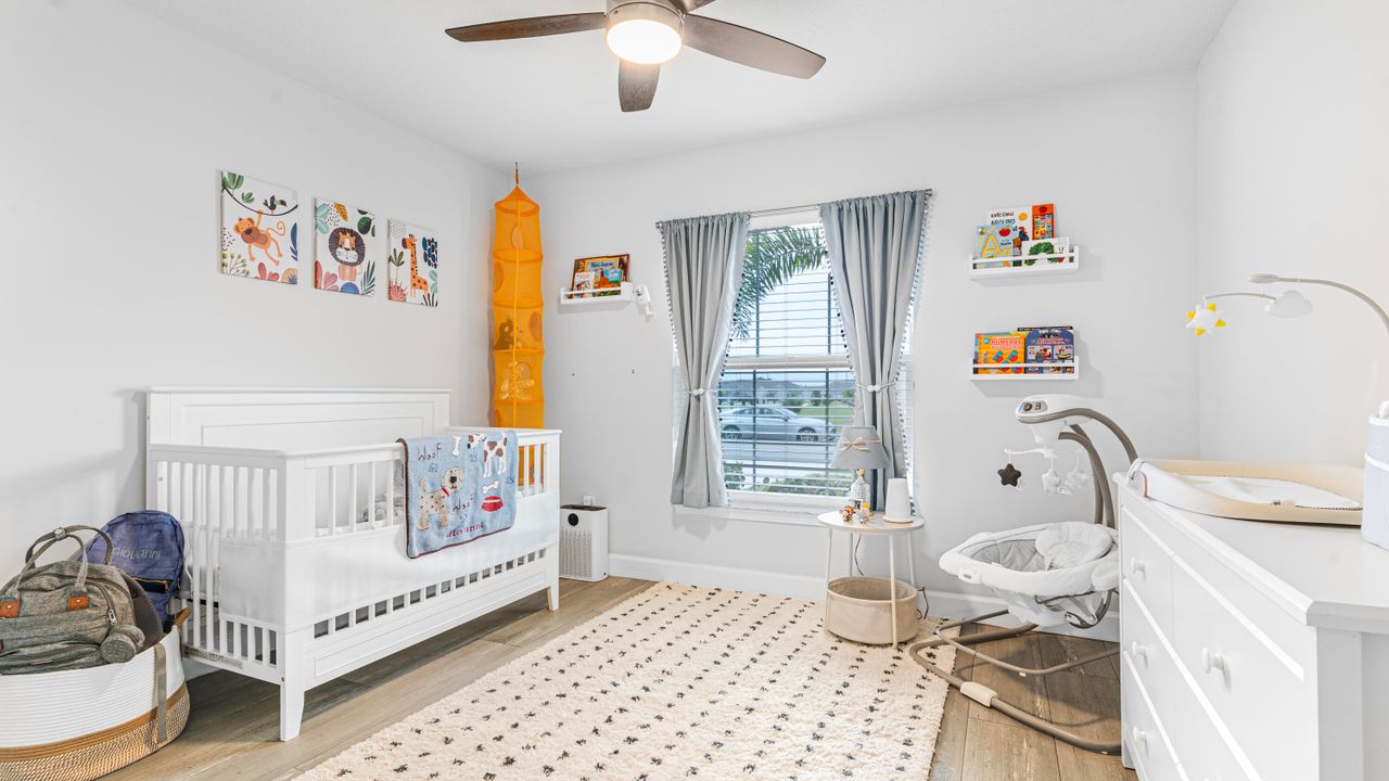 For Rent: $2,300 (3 beds, 2 baths, 1778 Square Feet)