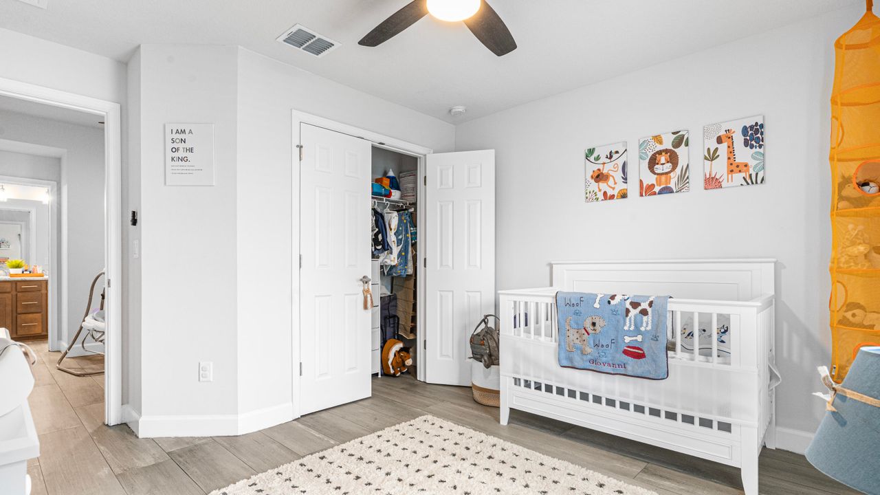 For Rent: $2,300 (3 beds, 2 baths, 1778 Square Feet)