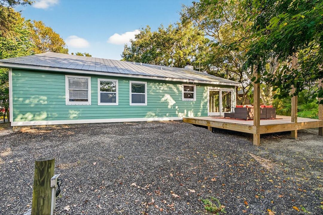 Activo con contrato: $489,000 (3 camas, 2 baños, 1604 Pies cuadrados)