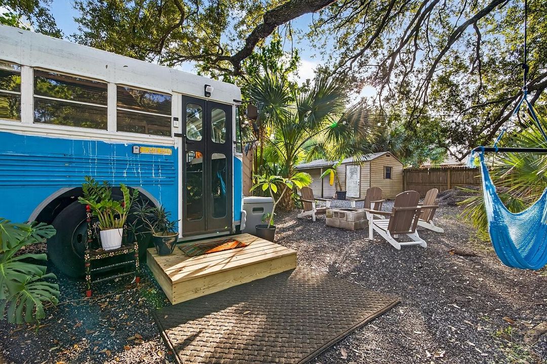 Activo con contrato: $489,000 (3 camas, 2 baños, 1604 Pies cuadrados)