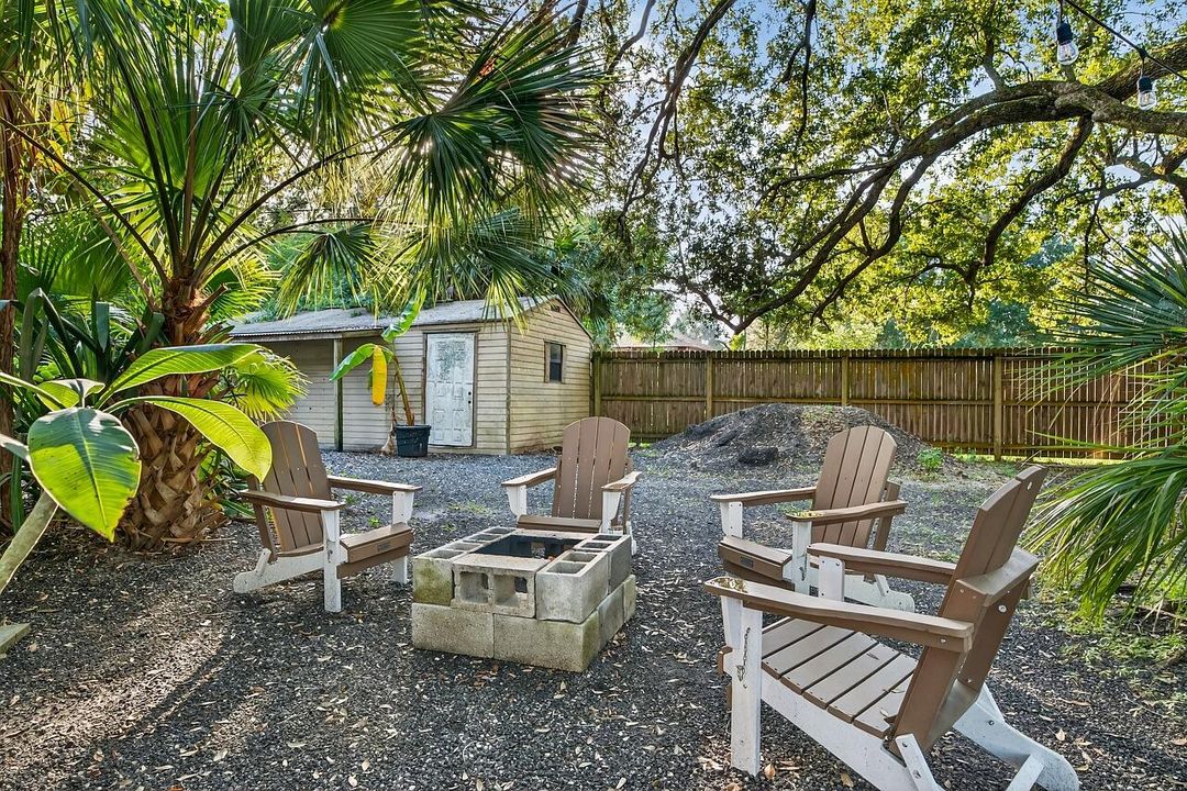 Activo con contrato: $489,000 (3 camas, 2 baños, 1604 Pies cuadrados)