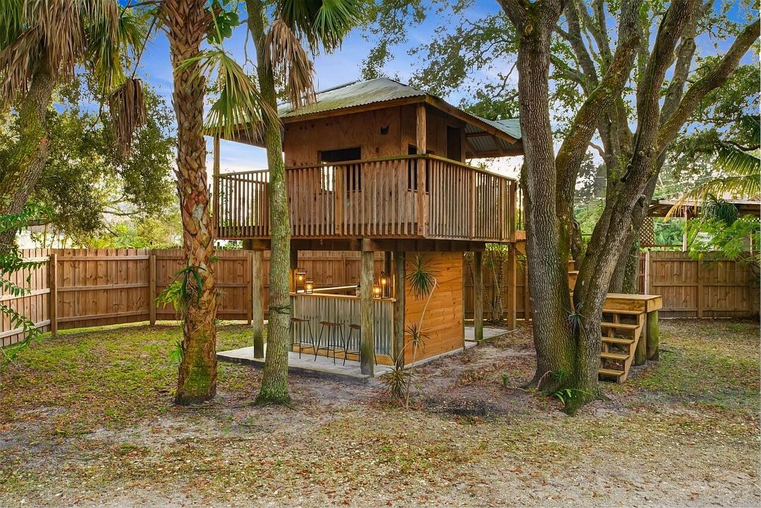 Activo con contrato: $489,000 (3 camas, 2 baños, 1604 Pies cuadrados)