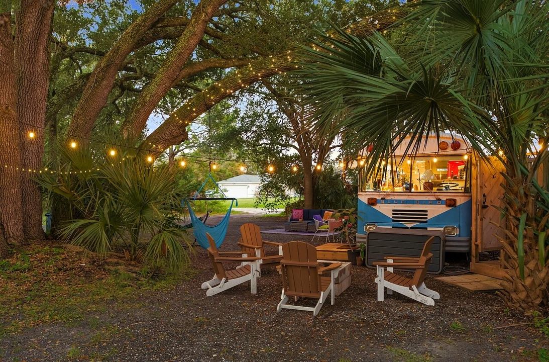 Activo con contrato: $489,000 (3 camas, 2 baños, 1604 Pies cuadrados)