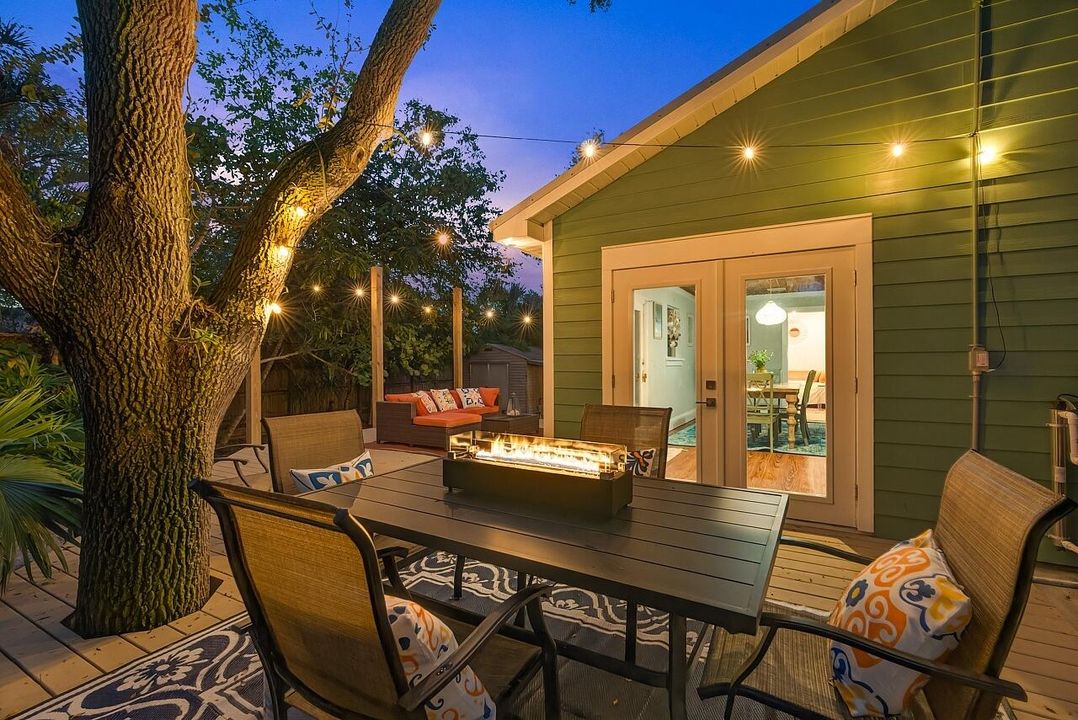 Activo con contrato: $489,000 (3 camas, 2 baños, 1604 Pies cuadrados)