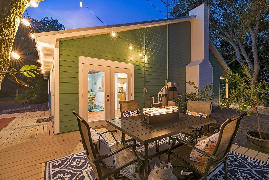 Activo con contrato: $489,000 (3 camas, 2 baños, 1604 Pies cuadrados)