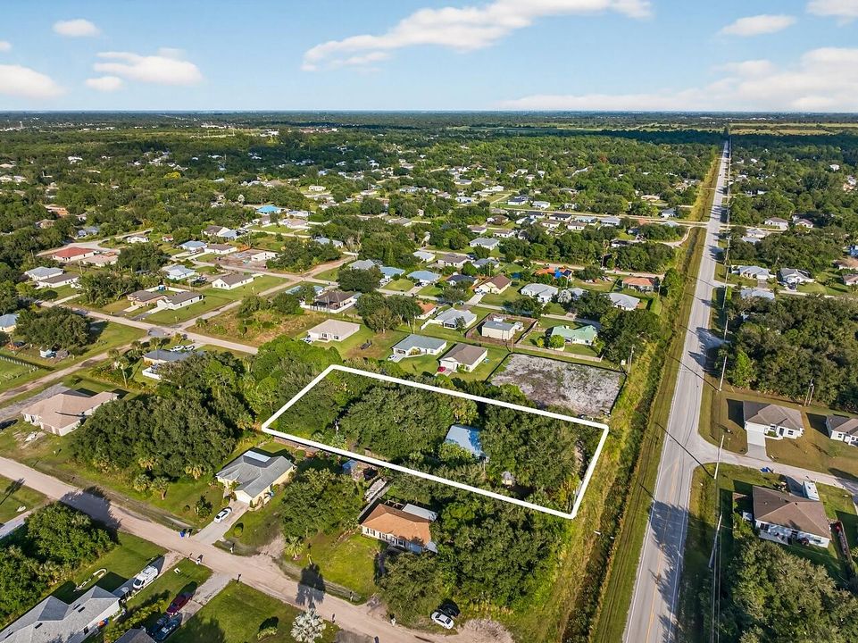 Activo con contrato: $489,000 (3 camas, 2 baños, 1604 Pies cuadrados)