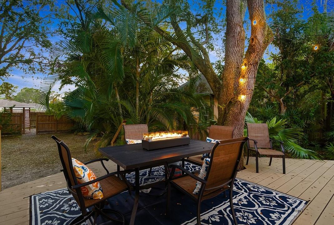 Activo con contrato: $489,000 (3 camas, 2 baños, 1604 Pies cuadrados)