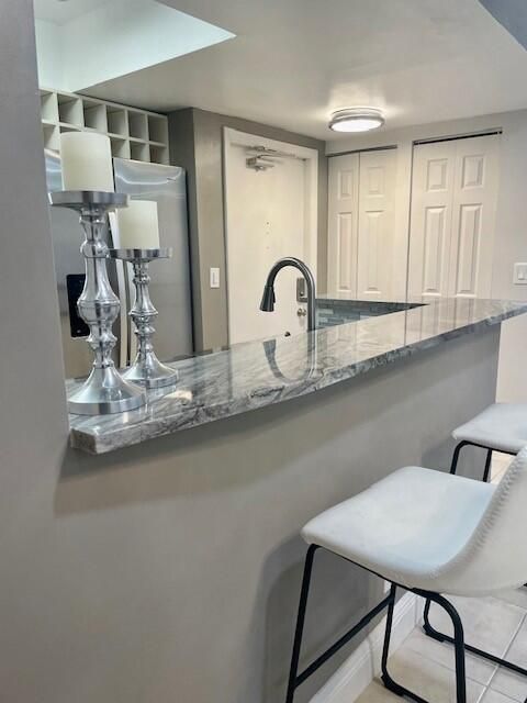 For Rent: $2,000 (2 beds, 2 baths, 1005 Square Feet)